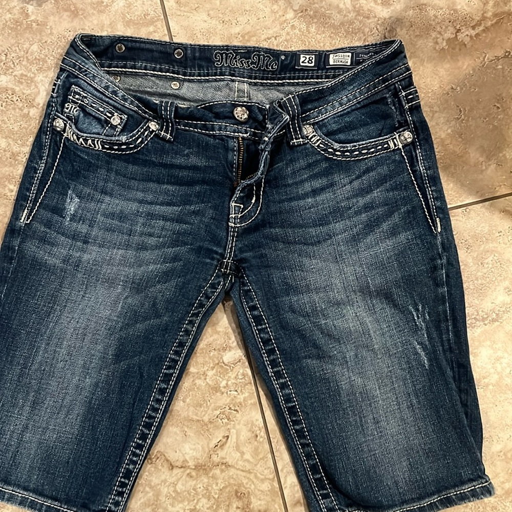 Miss me Bermuda Short